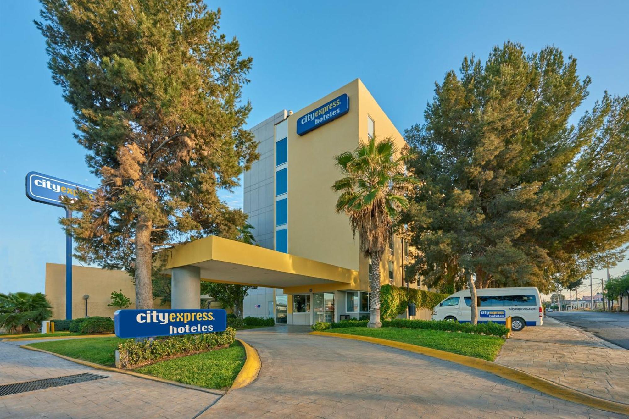 City Express By Marriott Saltillo Norte Eksteriør billede