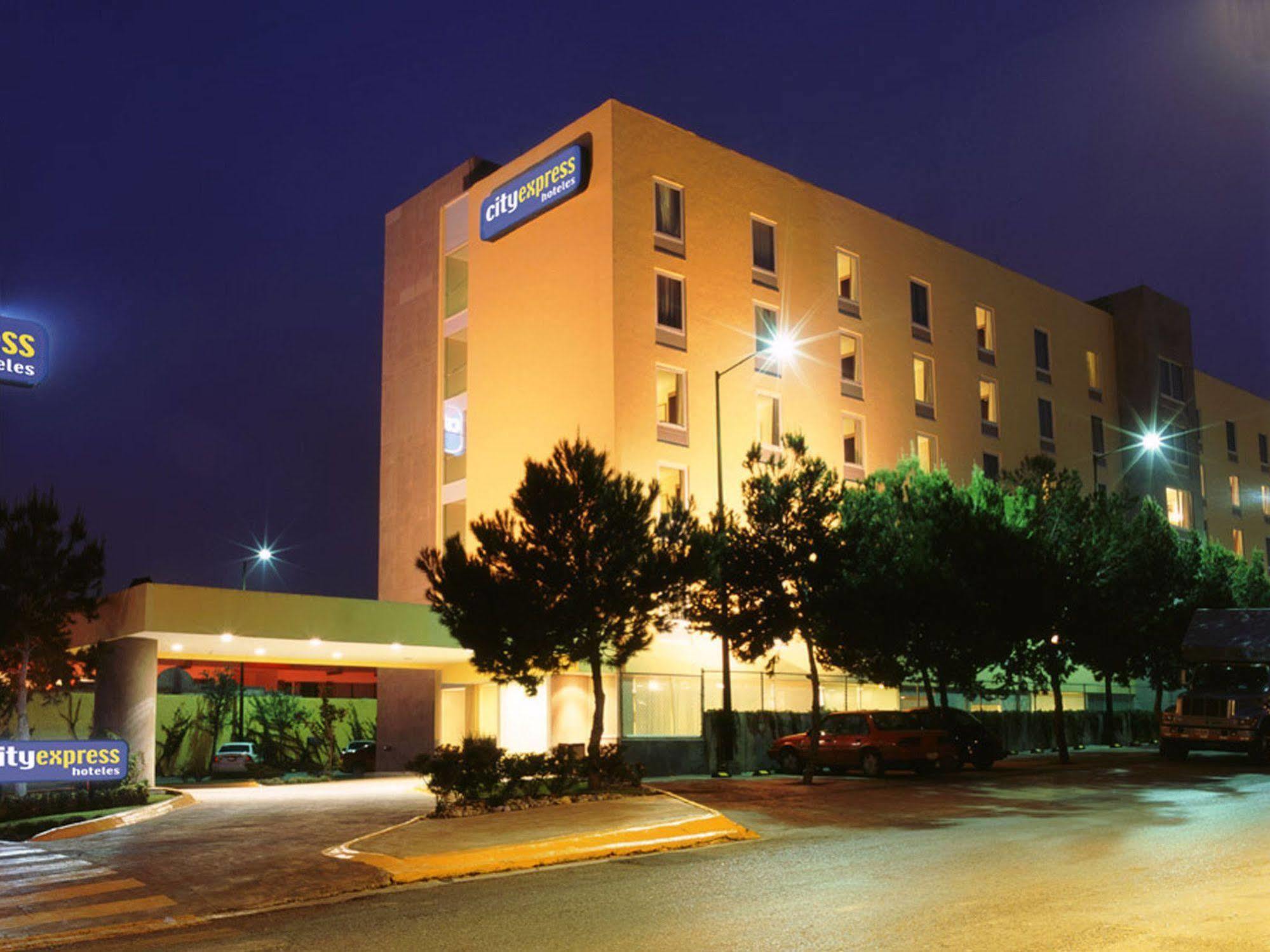City Express By Marriott Saltillo Norte Eksteriør billede